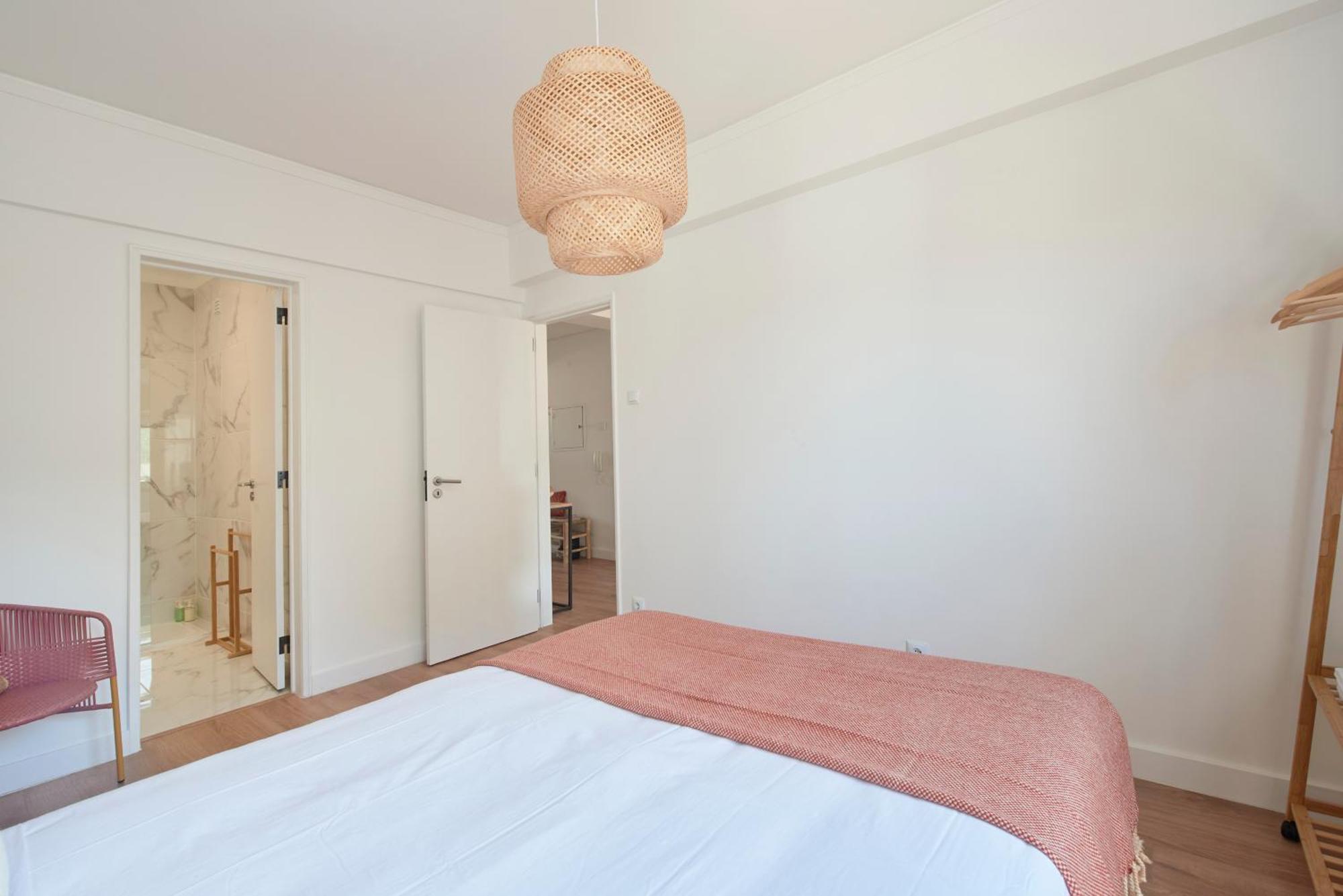 Sunset Bay View, Renovated Apt, By Timecooler Setubal Bagian luar foto