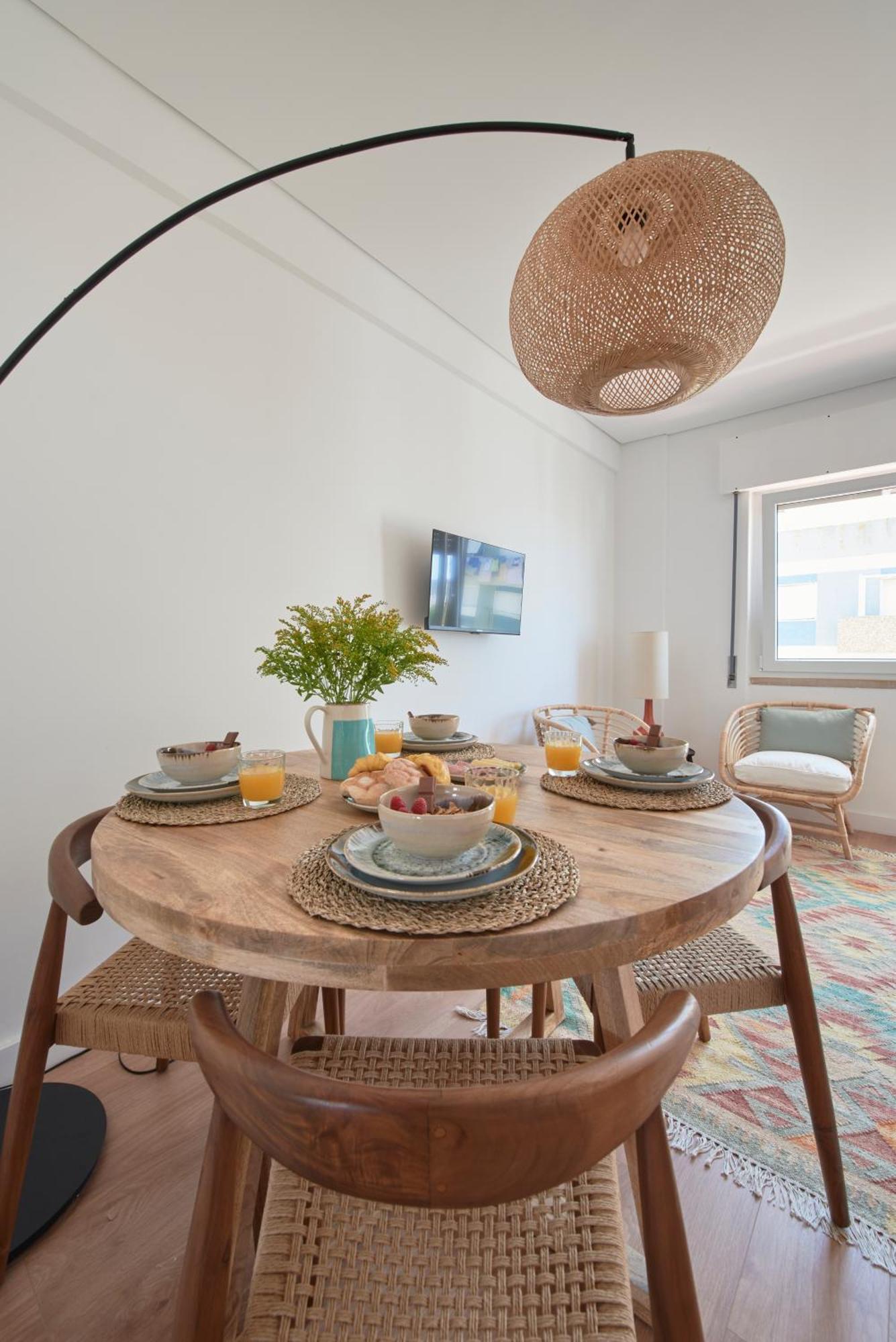 Sunset Bay View, Renovated Apt, By Timecooler Setubal Bagian luar foto
