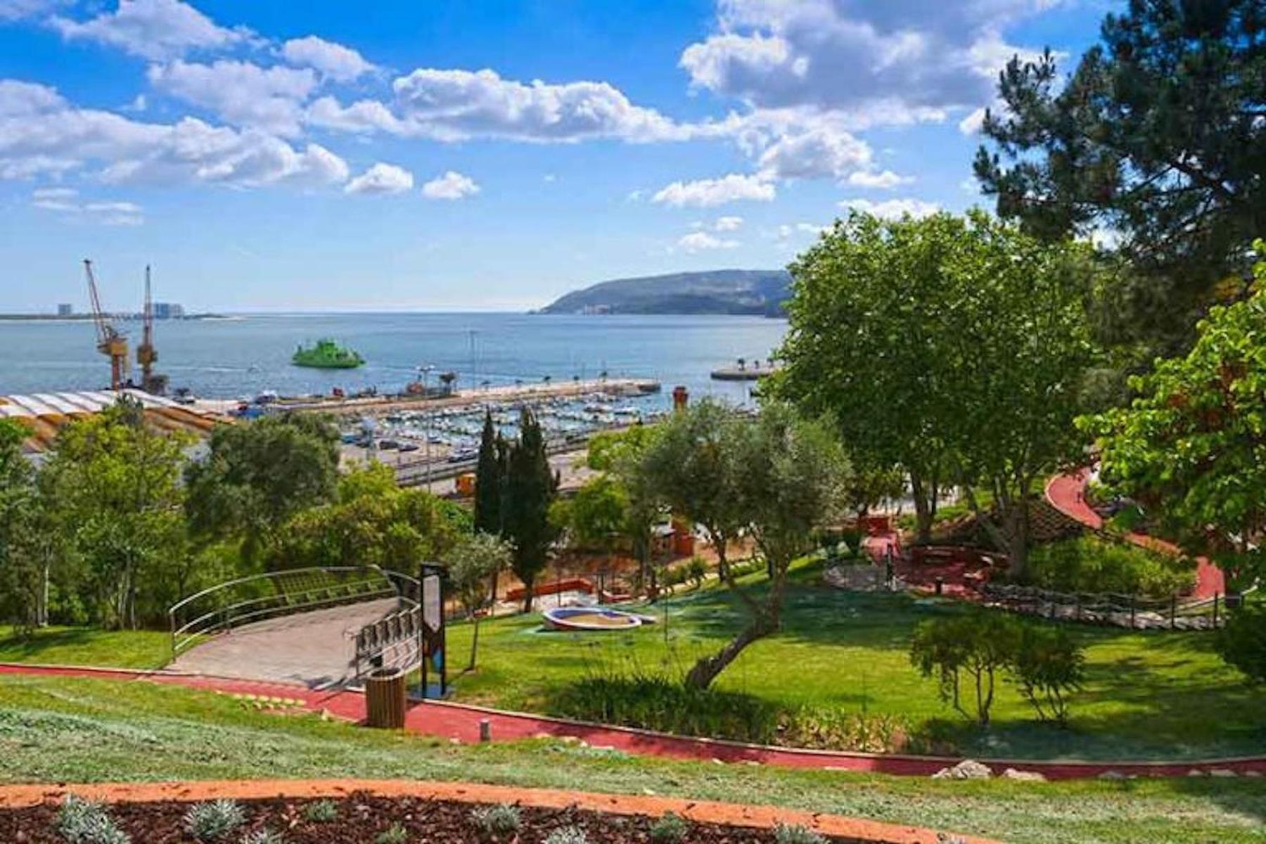 Sunset Bay View, Renovated Apt, By Timecooler Setubal Bagian luar foto